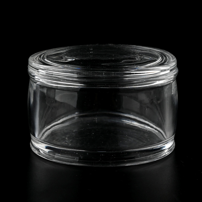 mały szklany słoik ze świecami wotywnymi z pokrywką do podróży