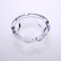 transparen round glass ashtray