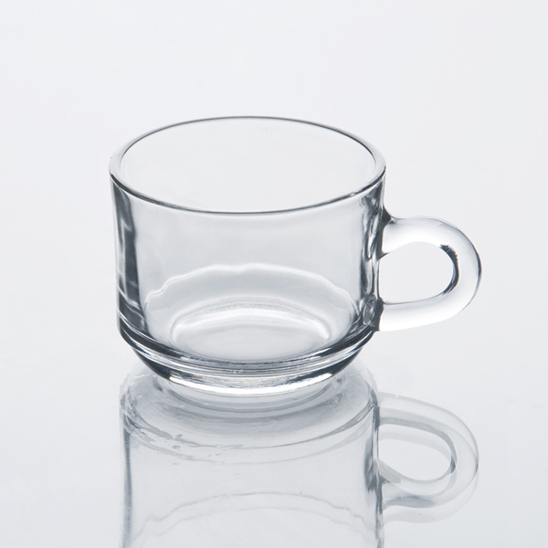 transparent beer mug
