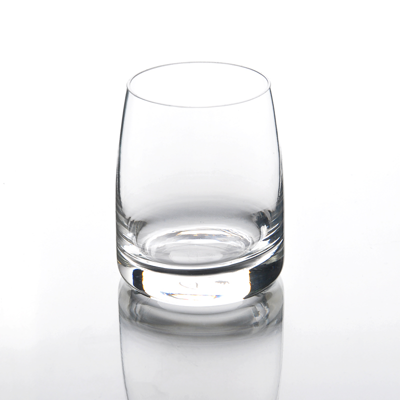 whisky tumbler glass