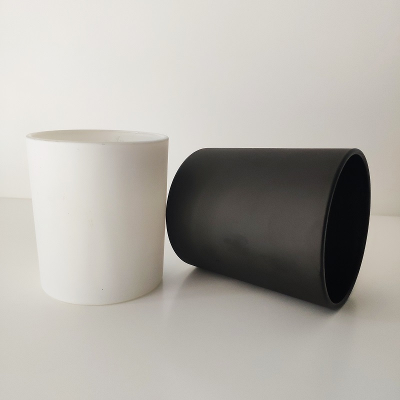 forma de cilindro de frascos de vela de vidro branco e preto