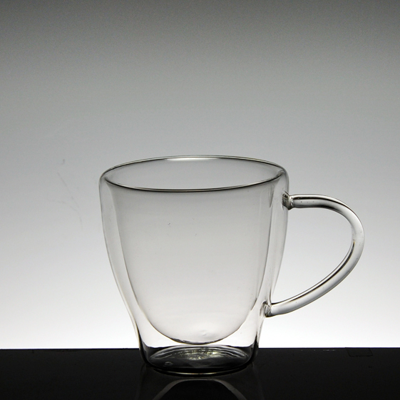 China factory double wall glass cup tumbler with handle suppliers
