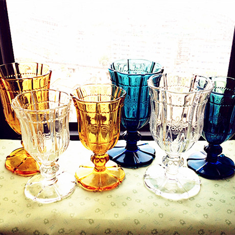 Retro champagne glasses colored glass champagne flutes manufacturer