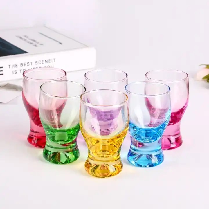 الجملة شخصية ترويجية 2oz لون مخصص طباعة تيكيلا مجموعة من الزجاج من 6 في الأوراق المالية