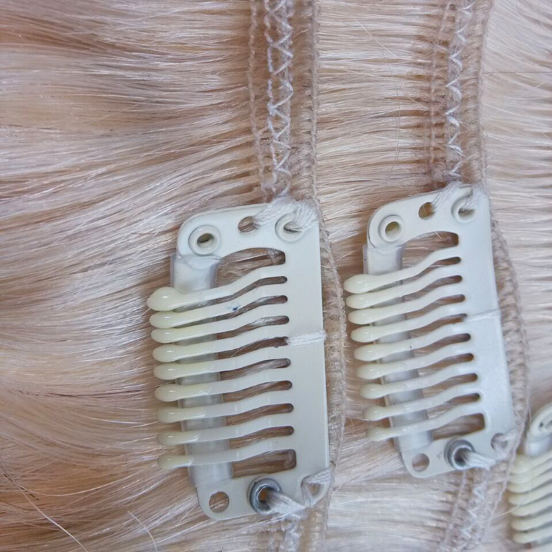 2016 Wholesale price remy clip in hair extension 220 grams