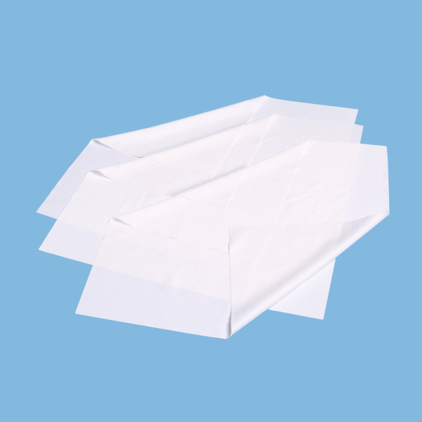 Lingettes non tissées de tissu de polyester 100% avec l'absorbant élevé de l'eau et de l'huile