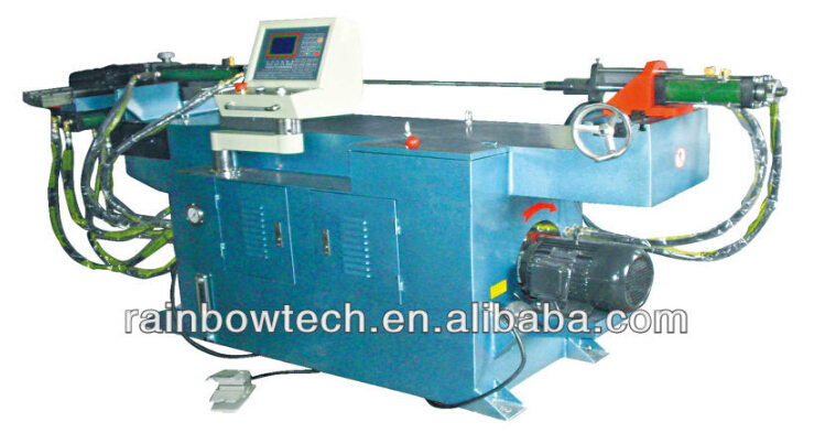 Automatic wire bending machine