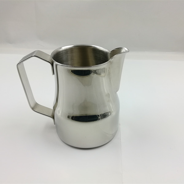 16OZ Lait de lait en acier inoxydable 18/8 Frothing Pot à lait pour Perfect Lattes & Cappuccinos