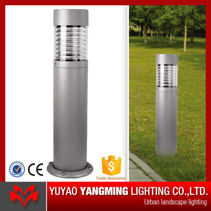 YM-6217A Lumière de pelouse en aluminium moulé maigre