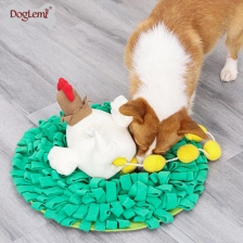 China Designer Chicken Hatching Eggs Snuffling Mat with Toys Pet Nosework Blanket Set manufacturer
