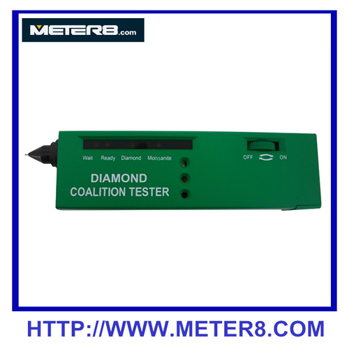 紫外光、ダイヤモンド/モアッサナイトデュアルモードテスター（DIAMOND COALITION TESTER）とDMT-1モアッサナイトテスター