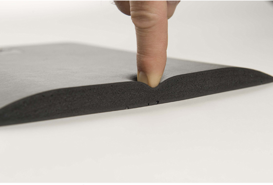 China de piel integral de moldeo Proveedores de poliuretano enclavamiento esteras de espuma alfombra de seguridad