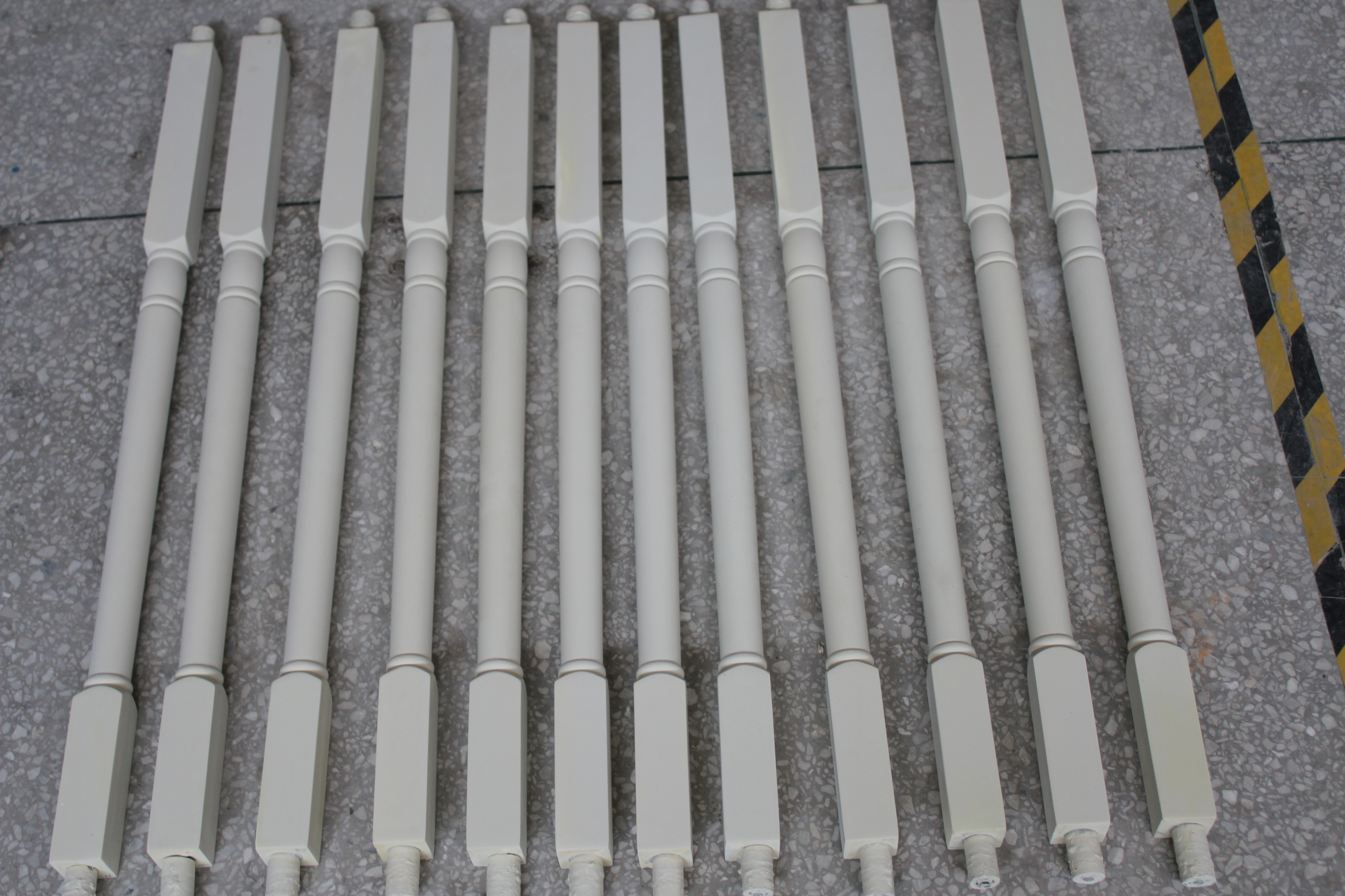 Chine balustre de polyuréthane fabricant escalier balustrade balustres composites