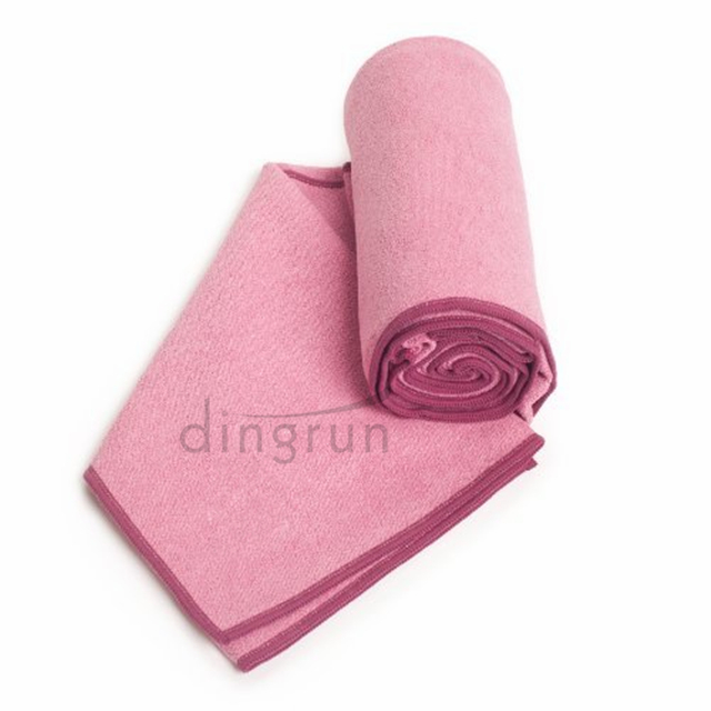 Eco friendly anti- dérapant serviette de yoga chaud à vendre