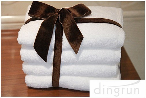 Pur coton personnalisé serviette de toilette pour le visage respectueux de l'environnement hôtel utilisation