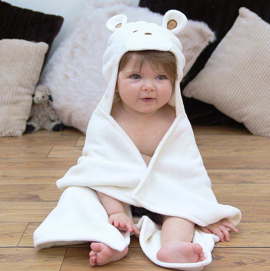 toalla con capucha bebé hermoso y cómodo