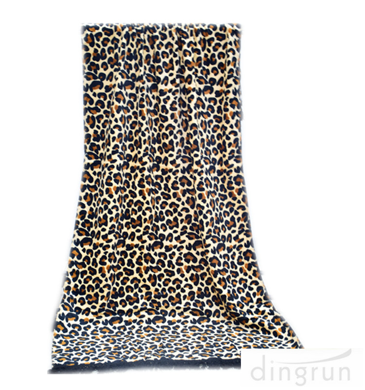 coton tissé léopard serviette de plage avec des glands