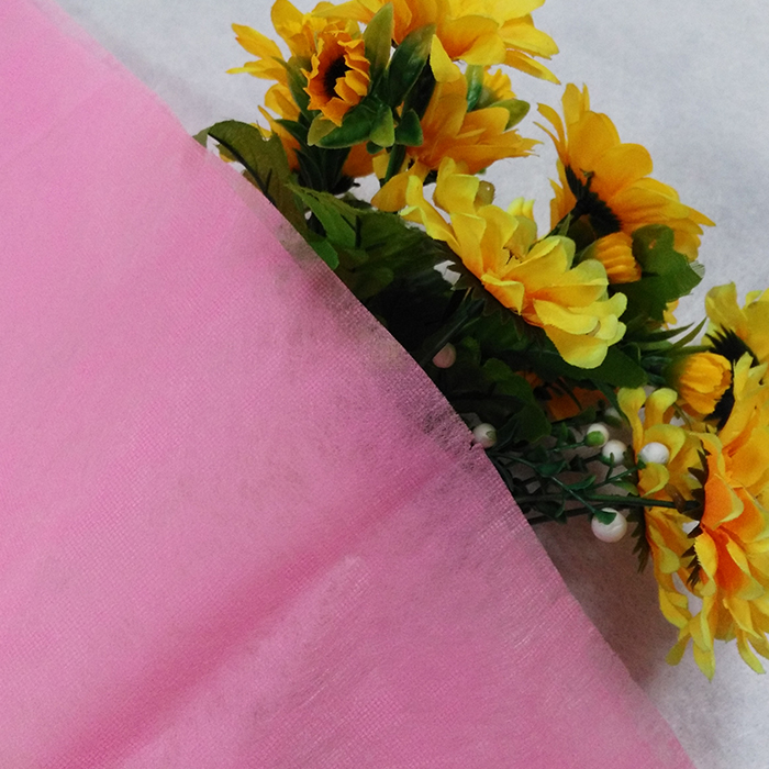 Flower Bouquet Nonwoven Wrapping Paper, Non-Woven Packing Material Wholesale, Flower Packing Roll On Sales