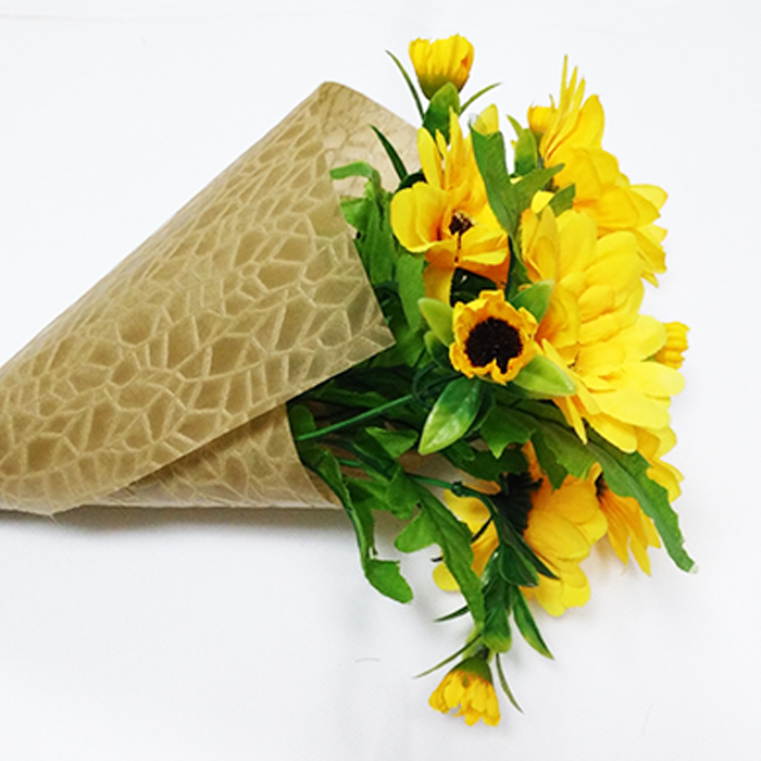 Cina Flower Packing Wholesale Non Woven Packing Material, China Spunbond Non Woven On Sales, Flower Packing Fabric Factory produttore