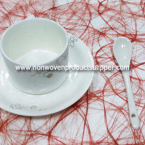 GTDL1001-C Red Color Floss Non Woven Fabric For Wholesale Table Decoration Polyester Custom Christmas Placemat
