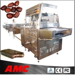 porcelana Completo máquina bañadora línea de envolvimiento de chocolate / del chocolate automática en venta fabricante