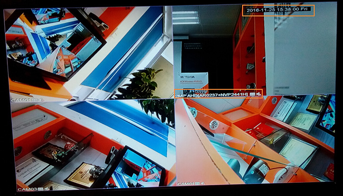 How to set the cameras’ title via MVTEAM 5-in-1 DVR?