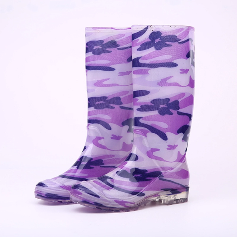 China 202 fashion shiny women rain boots manufacturer