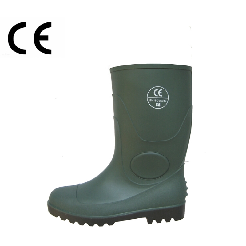 China Chemical resistant waterproof PVC safety rain boots manufacturer