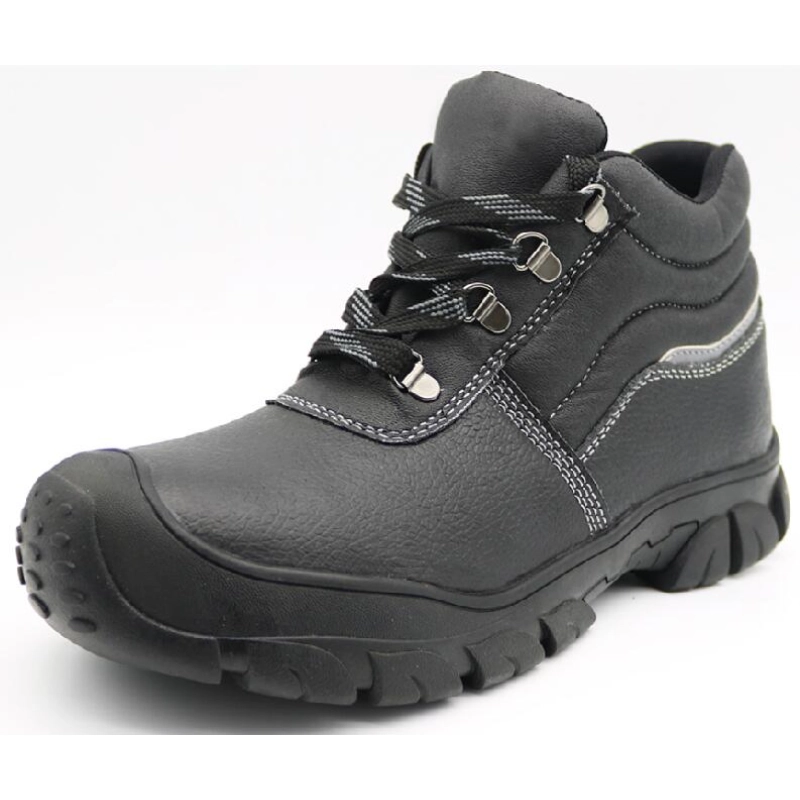 China TM3007 Slip oil resistant cheap black leather safety boots steel toe cap manufacturer
