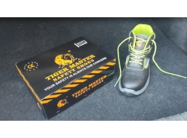 China 2021 new design PU sole safety shoes manufacturer
