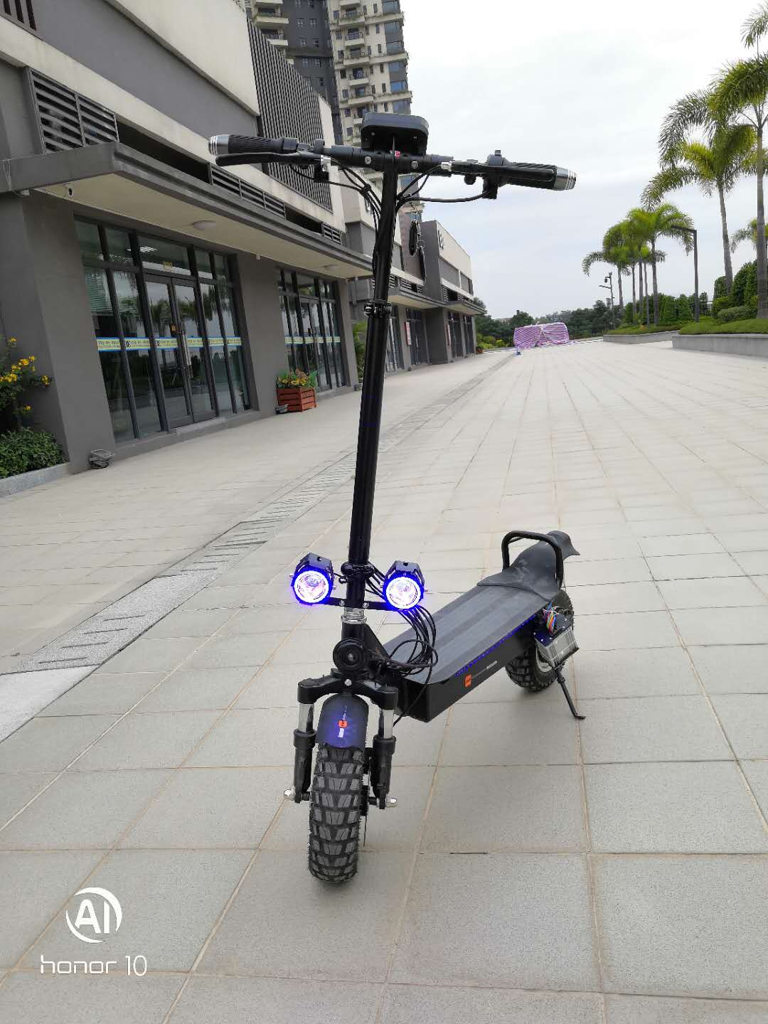 中国 Es-11D dual motors 1000W*2 48V 20AH  max 70km per charge electric scooter  off-road 制造商