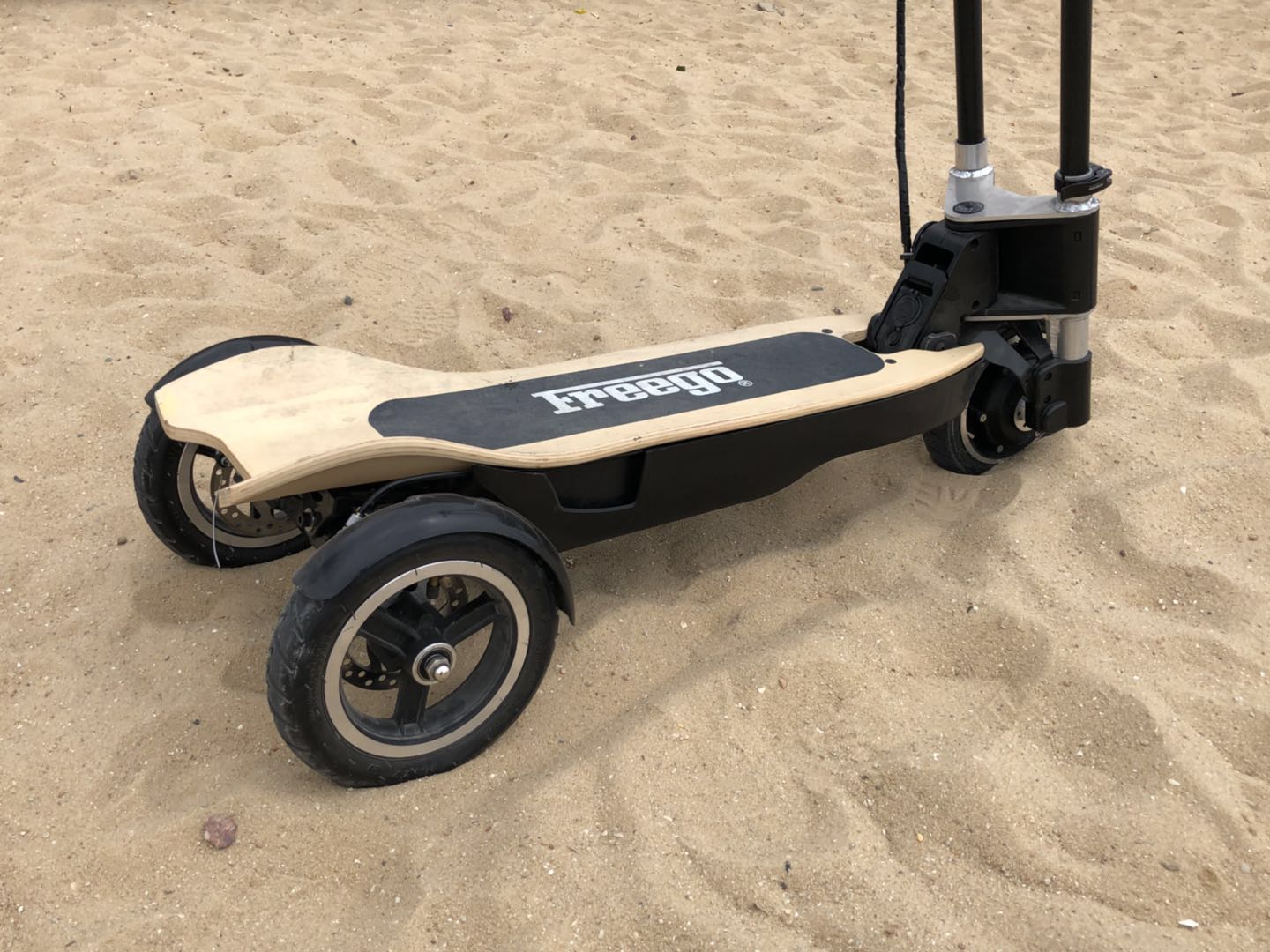 Cina Scooter elettrico pieghevole a 3 ruote Freego Future 10 # ES-10X produttore