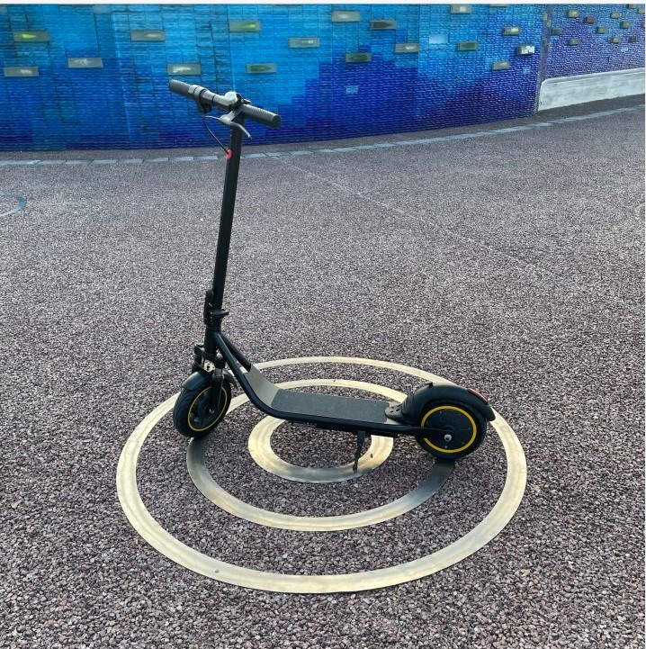 China New  design Germany ABE certification 10 inch electric scooter  with suspension 275 USD price manufacturer