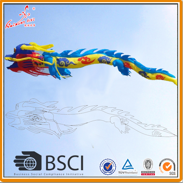 Reus vliegen opblaasbare dragon kite van chinese kite fabriek