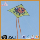 中国 良い飛ぶカラフルなミツバチ動物の形の凧 メーカー