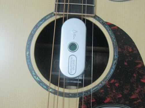 Chine Conseils d'entretien pour guitare hiver fabricant