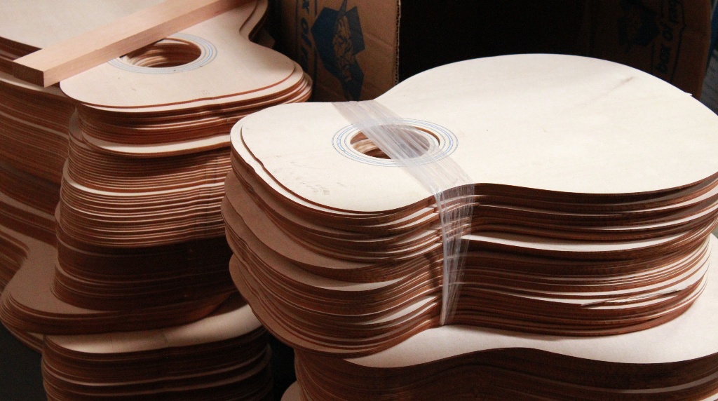 China SOLID OR LAMINATE TOP GUITARS - WHAT IS THE DIFFERENCE? Hersteller