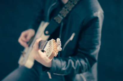 China 10 Tips for Mastering Rock Guitar Hersteller