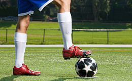 Como escolher e usar meias de futebol?