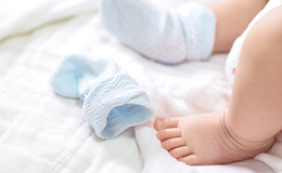 Quando è meglio per i bambini indossare i calzini?