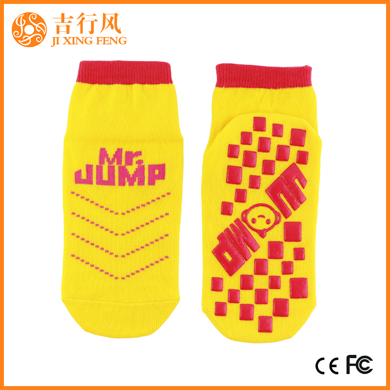 Calcetines antideslizantes transpirables fabricantes China calcetines antideslizantes unisex personalizados