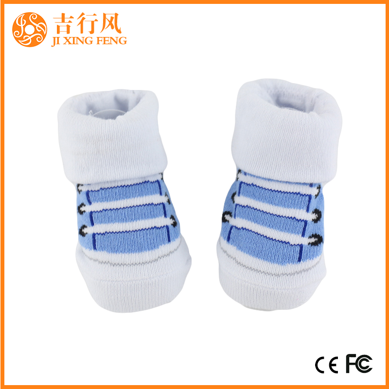 calzini stagionali delle neonate produttori calzini morbidi del cotone del bambino su ordinazione all'ingrosso