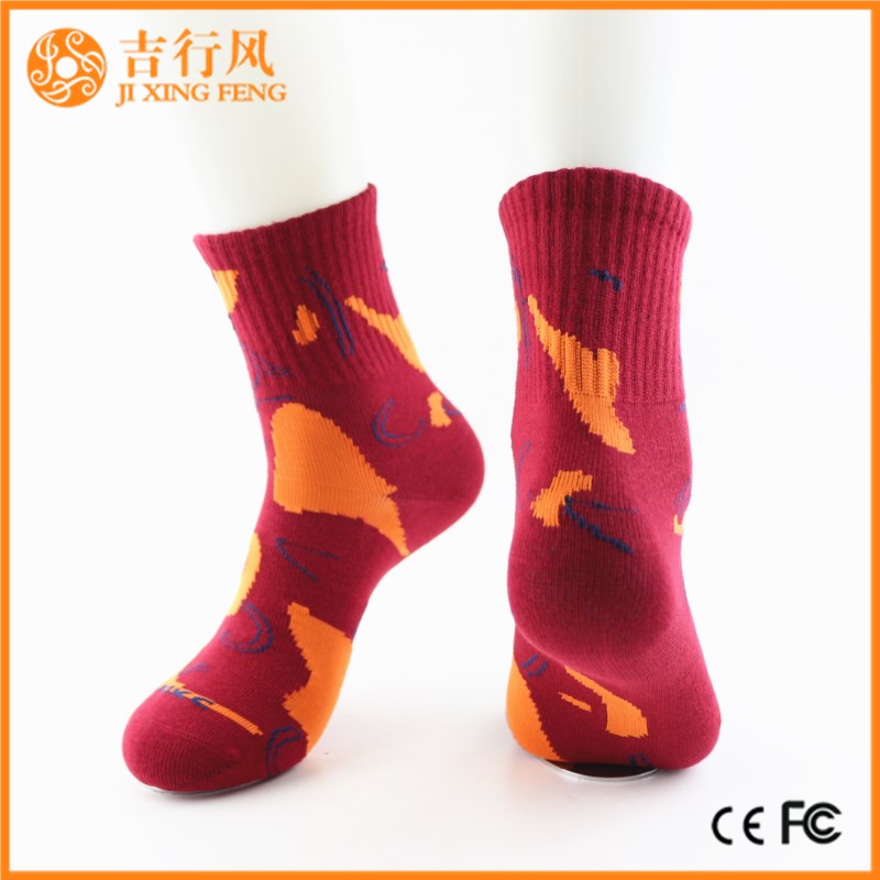 廉价纯棉运动袜供应商和制造商中国定制时尚纯棉男袜