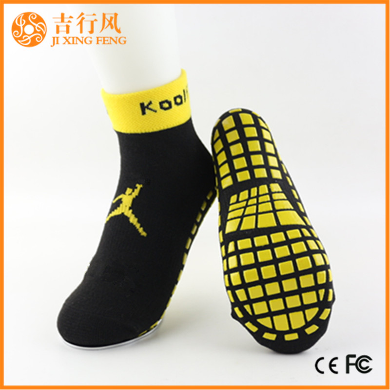 calzini antiscivolo per bambini fornitori e produttori calze trampoline personalizzate in tre misure