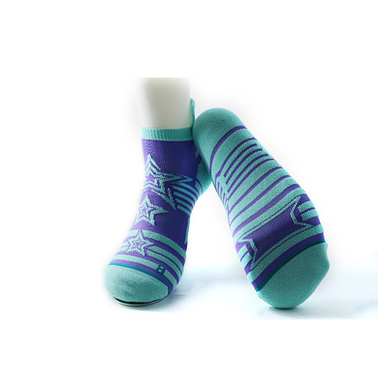 Proveedores de calcetines deportivos de tobillo personalizado, calcetines del deporte del algodón del tobillo al por mayor