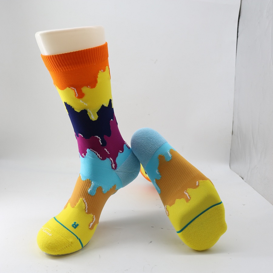Designer Socks Commercio all'ingrosso, Cunstom Design Sports Socks, Sport Socks Produttore Cina