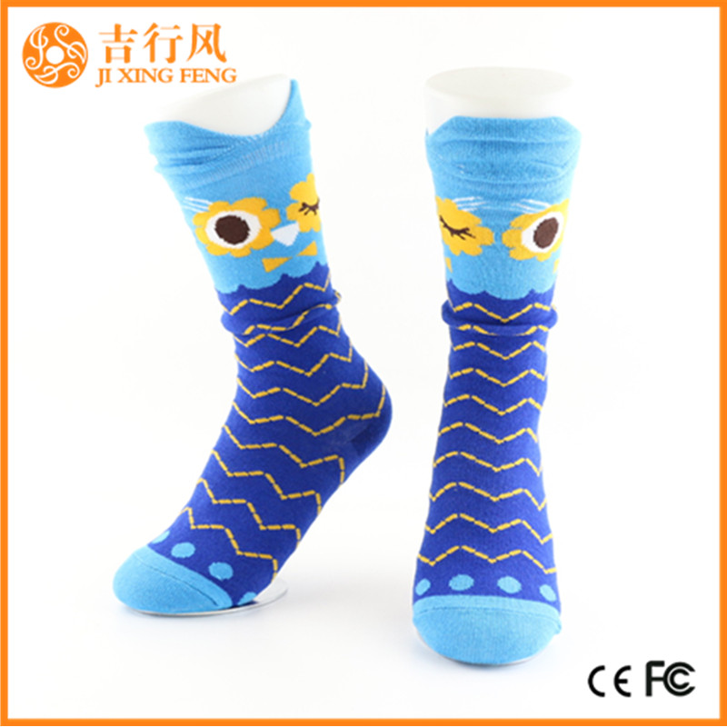 calcetines de la rodilla de las muchachas proveedor y fabricantes Custom niños calcetines