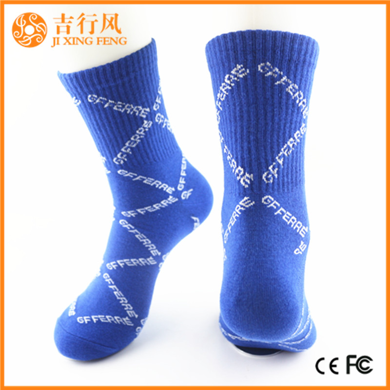 Männer Baumwolle Crew sportlich Socken Lieferanten Großhandel benutzerdefinierte Komfort Crew Männer Socken