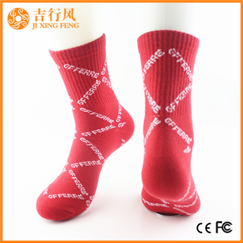 calcetines de trabajo de algodón de los hombres proveedores y fabricantes calcetines de color de los hombres personalizados al por mayor