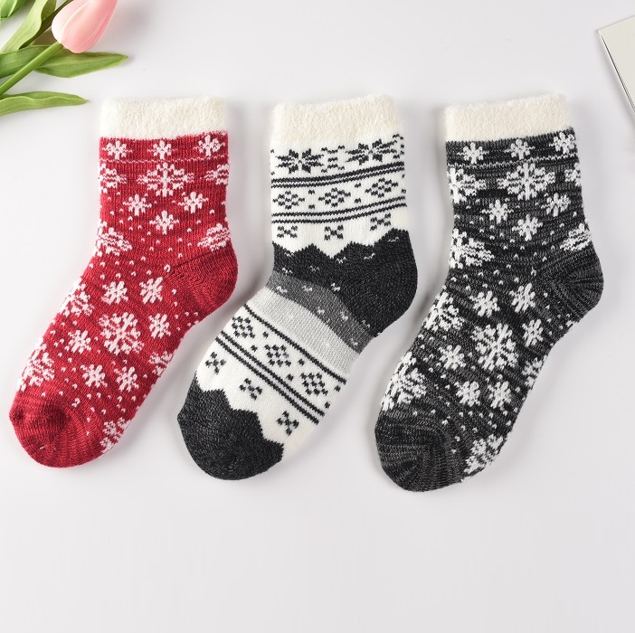 Calcetines de invierno de las mujeres al por mayor, calcetines de las muchachas Fabricantes
